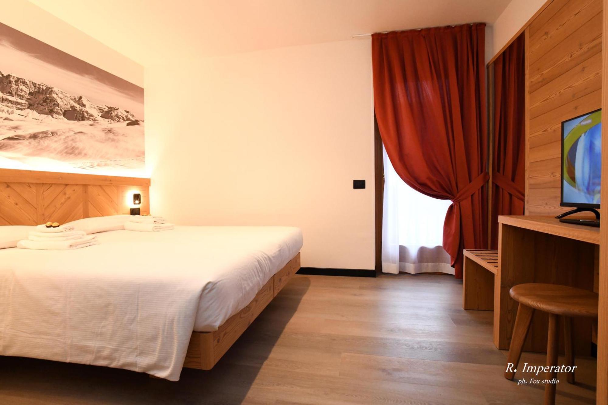Park Residence Imperator Каризоло Экстерьер фото